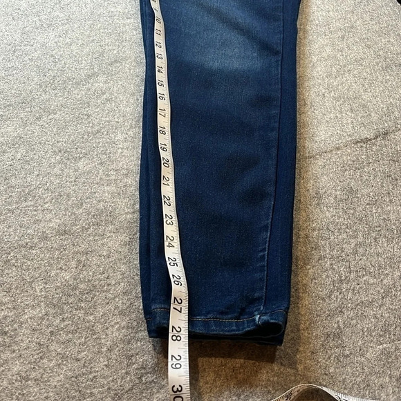 Burberry Dark Wash Denim, Size 5. - Picture 4 of 11
